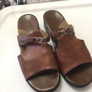 Soft leather sandals